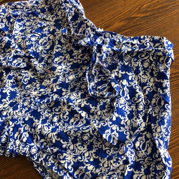 Forever 21 print Flowy shorts in blue - Picture 2 of 5